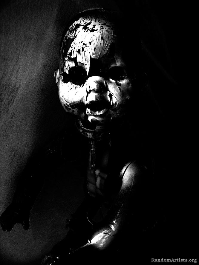 ROBOT BABY dARK1_WEB666.jpg